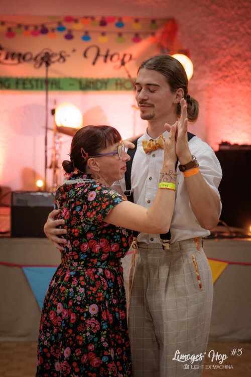 Limoges'Hop #5

Partage libre à des fins non promotionnelles ou commerciales, en créditant l'auteur (@lightexmachina).

© Alexandre - LIGHT EX MACHINA 2023, tous droits réservés.